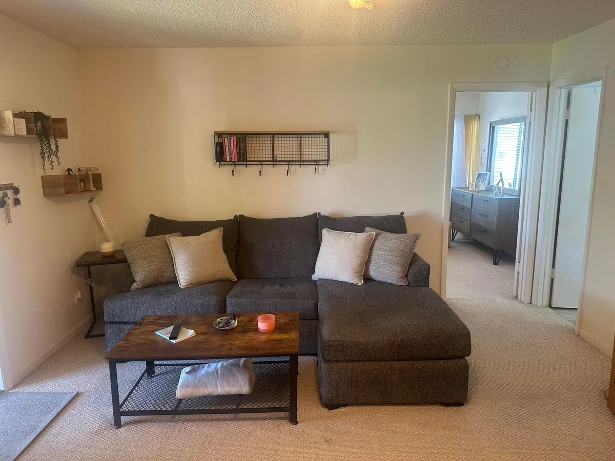 Unit C-2 photo 7