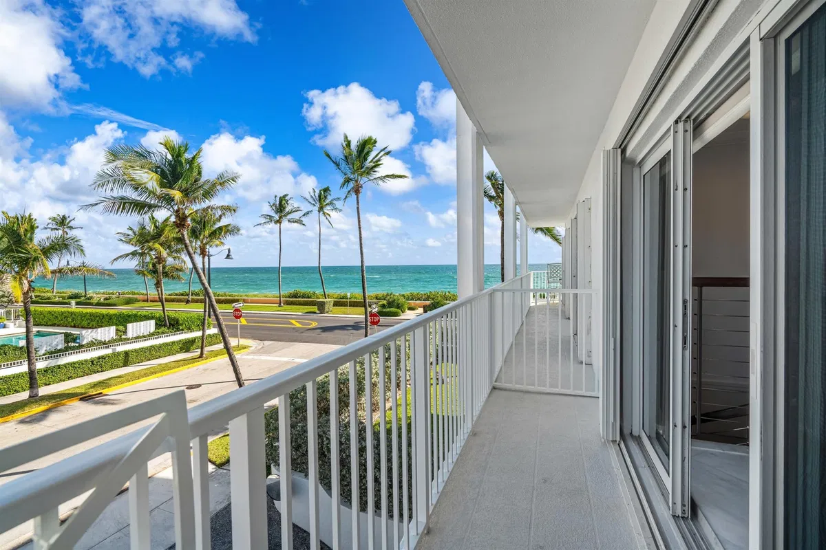 In-Town Palm Beach Unit 204
