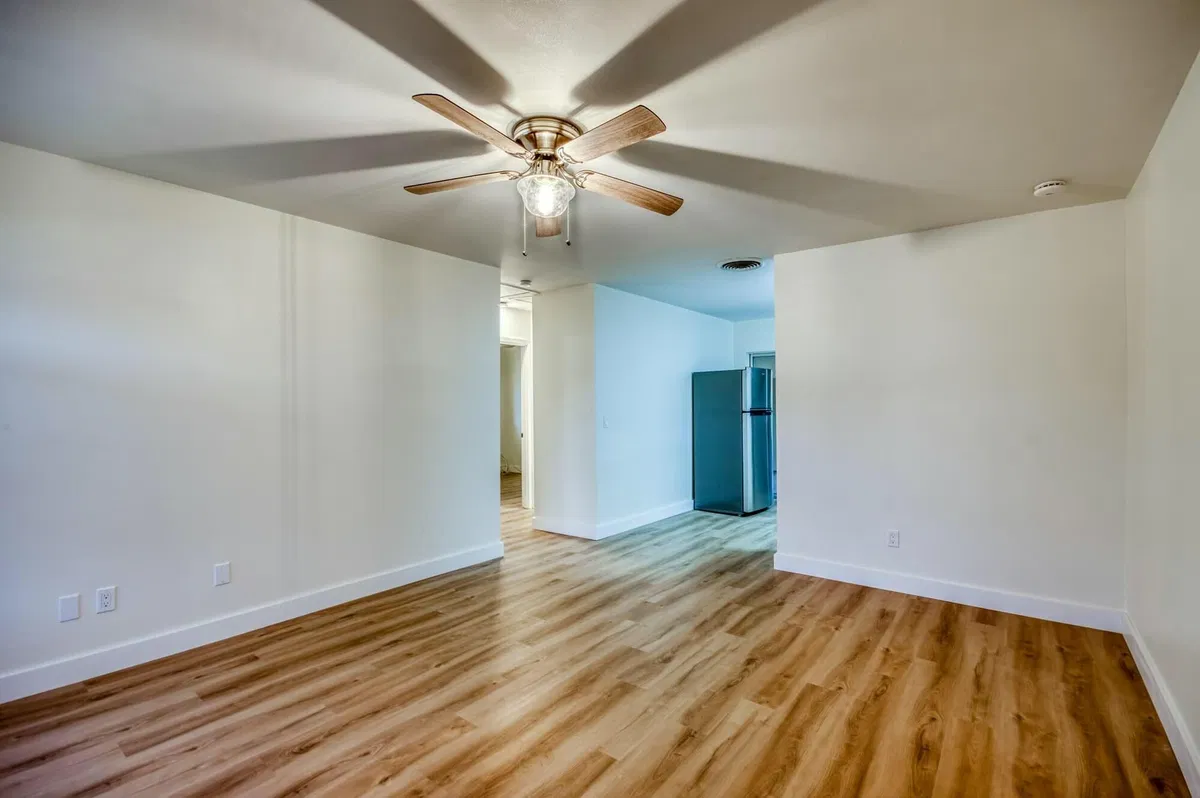 Residence photo 4