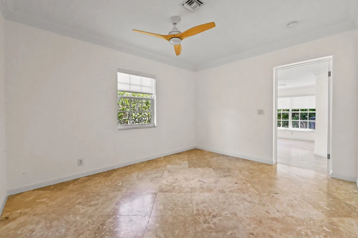 West Palm Beach Residence photo 16