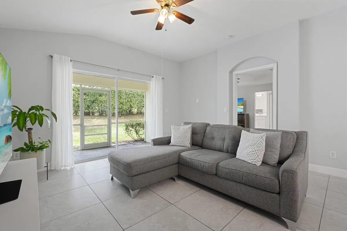 Residence photo 10