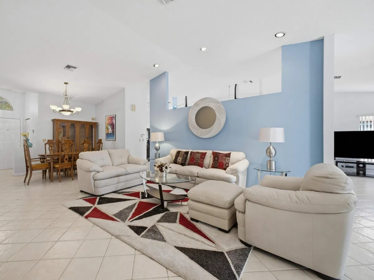 Residence photo 85