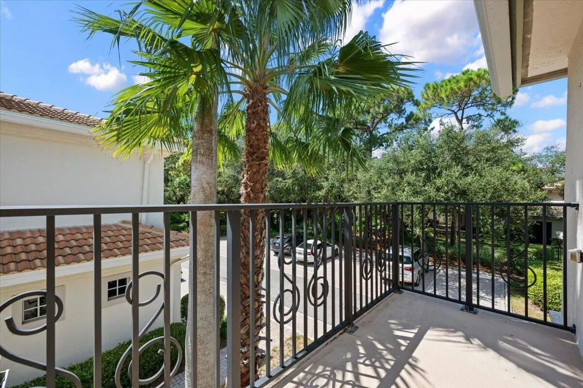 Evergrene Palm Beach Gardens Residence photo 16