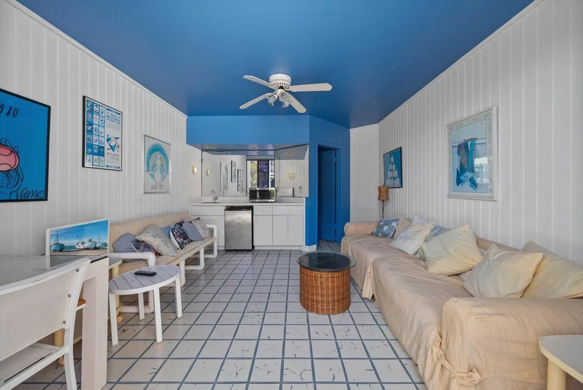 Sloan's Curve Palm Beach Unit 307N photo 16