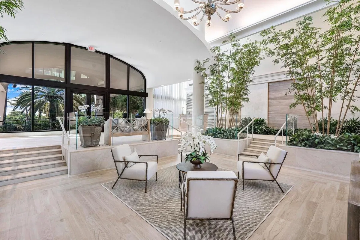 Sloan's Curve Palm Beach Unit 307N photo 19