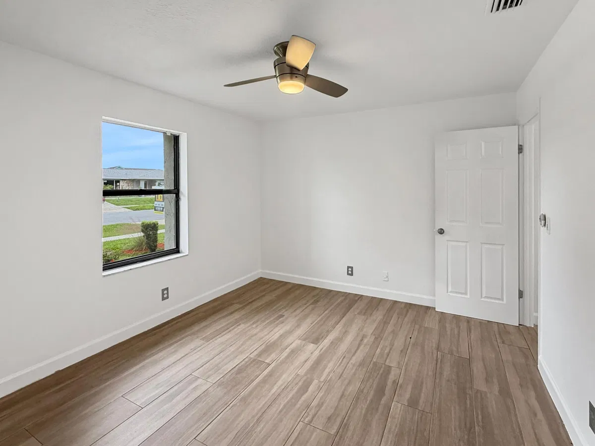 Residence photo 22
