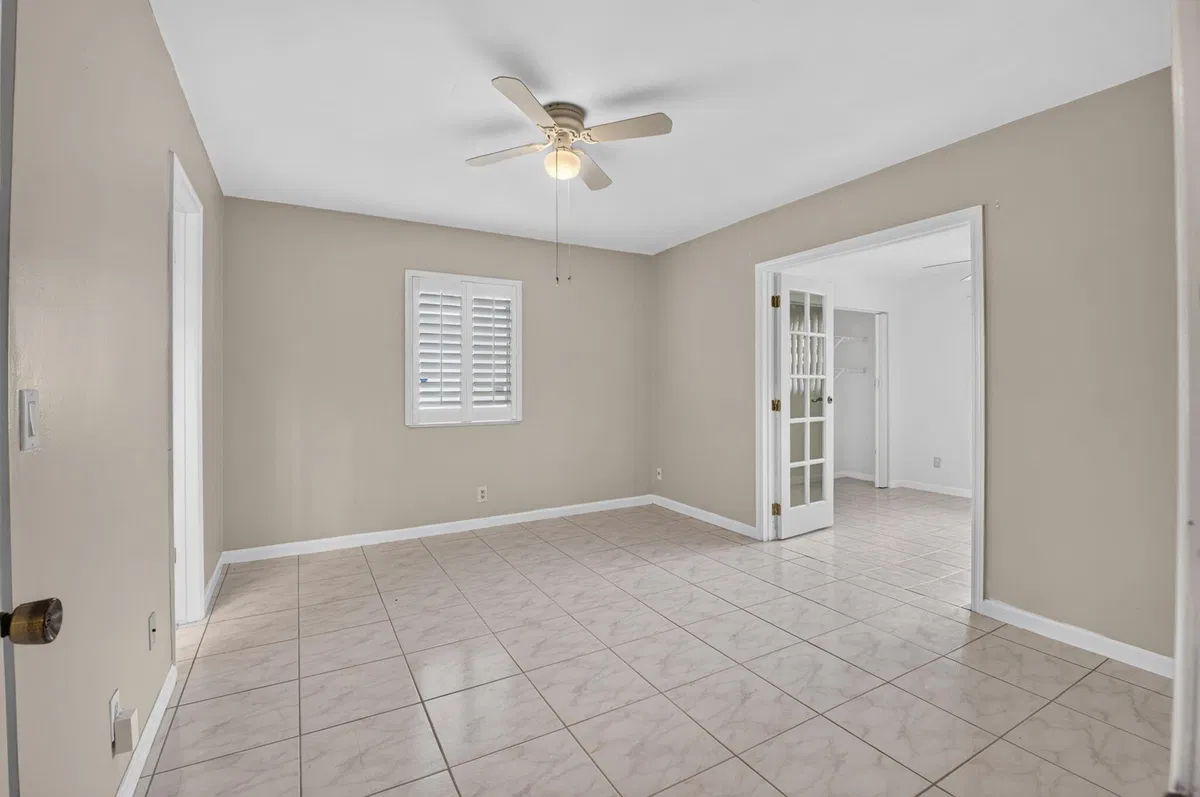 Residence photo 22