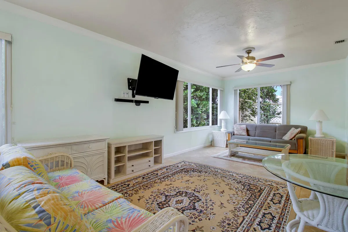 Residence photo 28