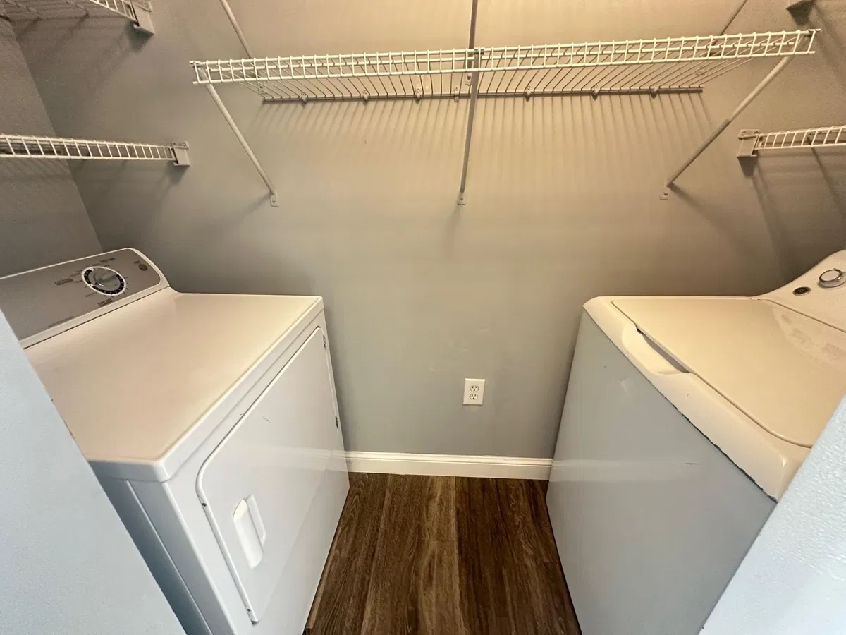 Unit 212 photo 7