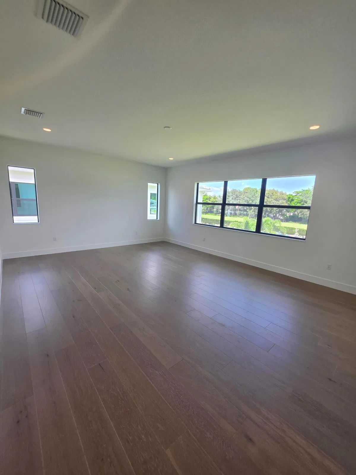 Residence photo 19