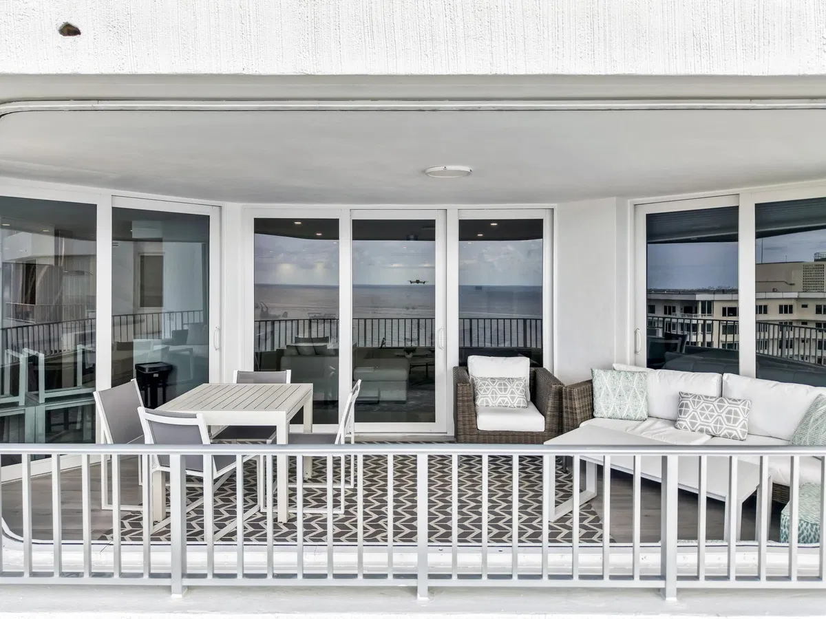 550 S Ocean Boca Residence photo 31