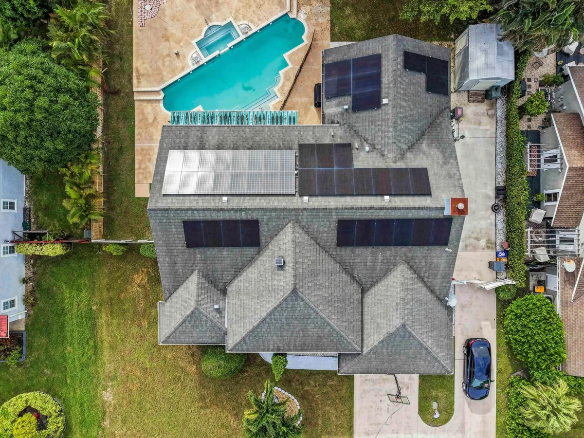 Residence photo 43