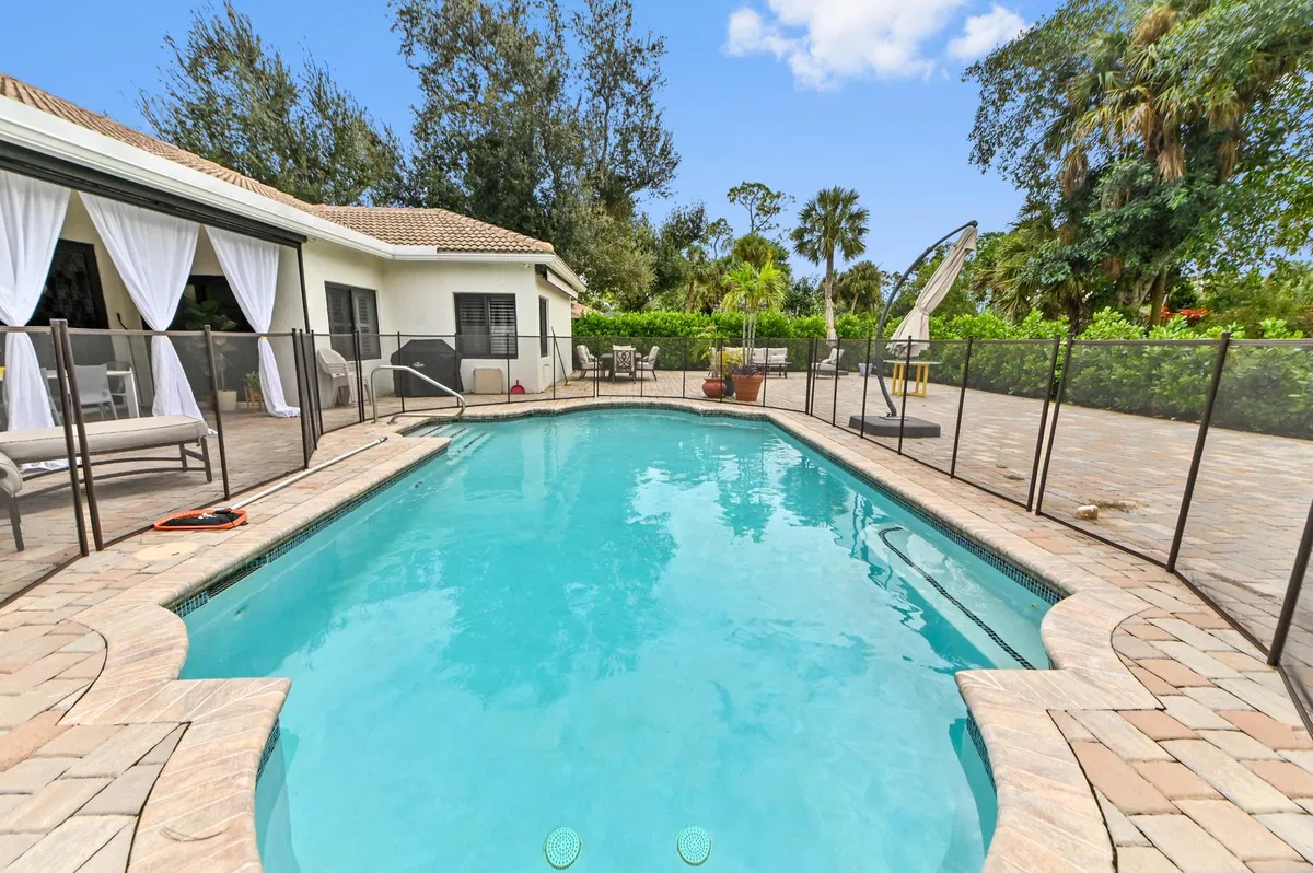 Residence photo 31