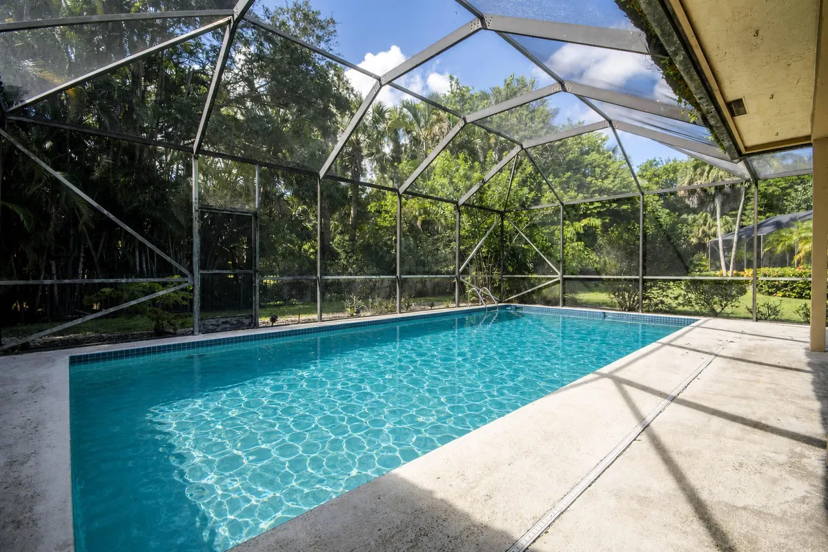Residence photo 25