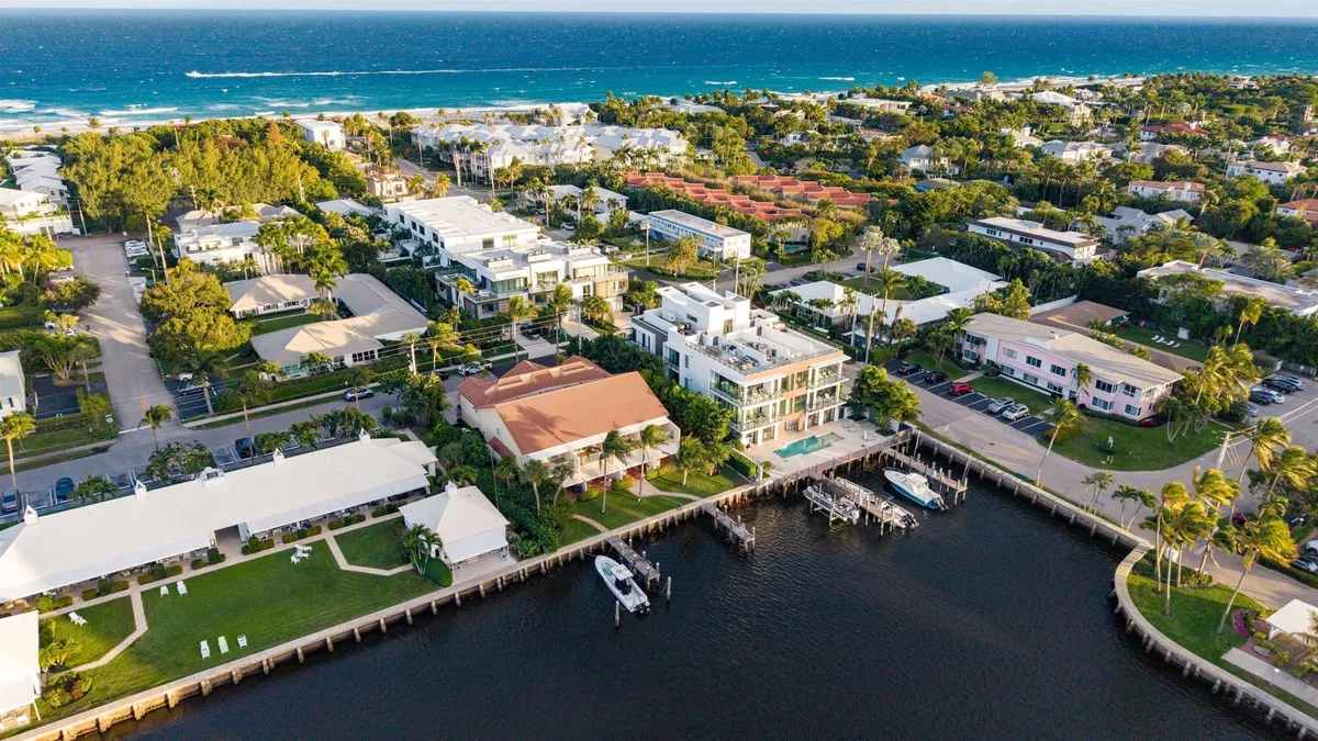 Downtown Delray Beach Unit 1 photo 4