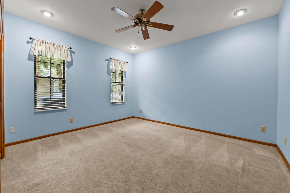 Residence photo 31