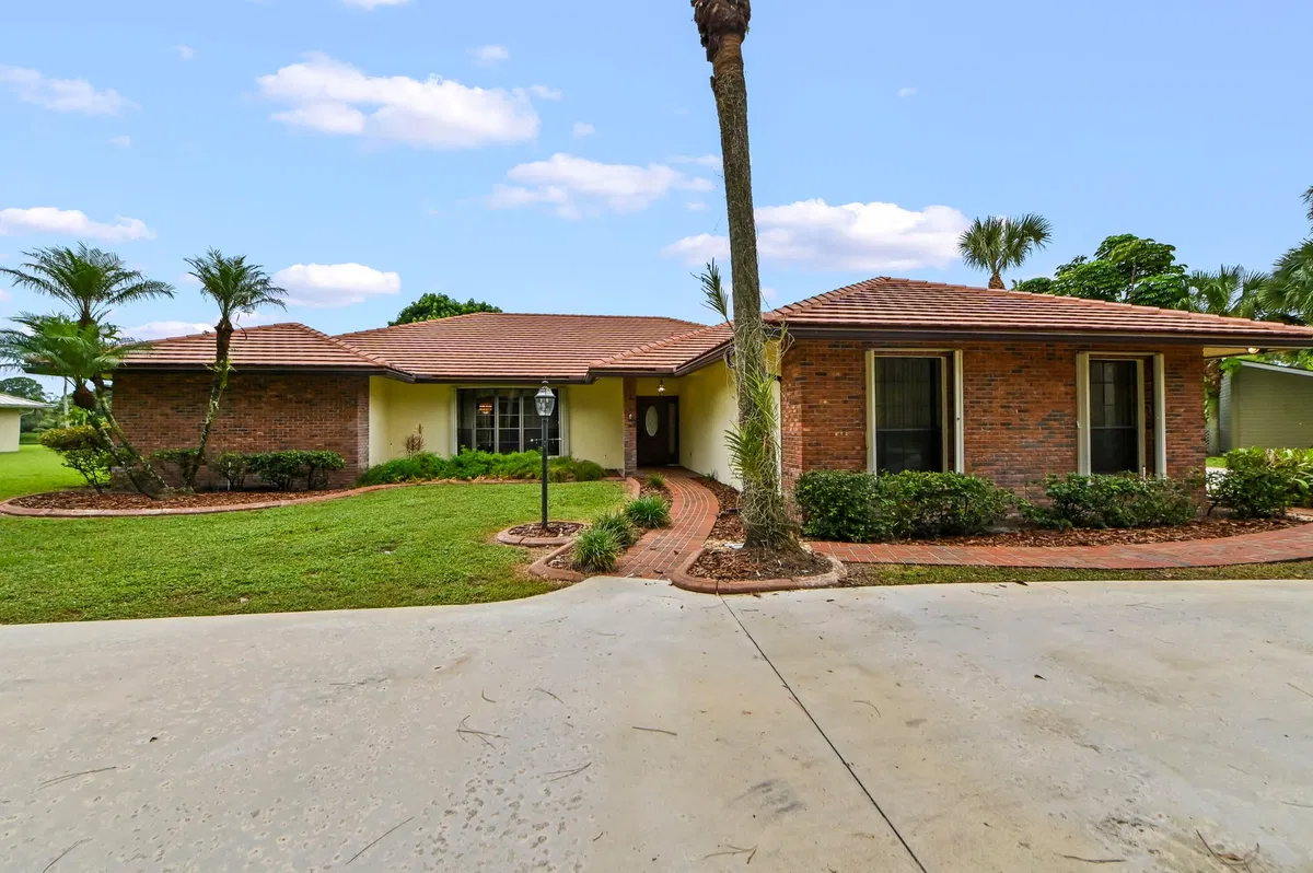 Residence photo 43