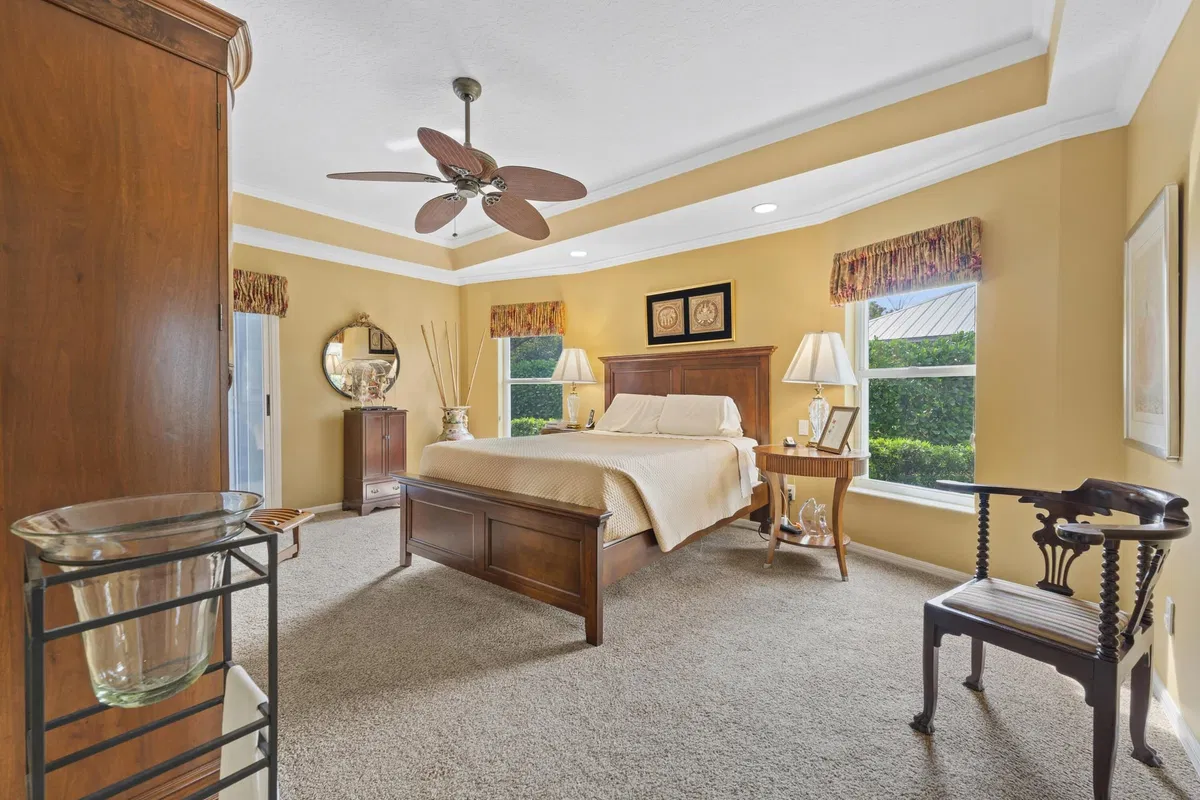 Residence photo 16