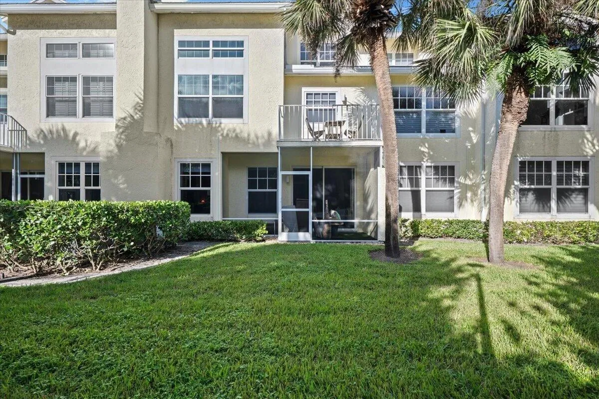Residence photo 28