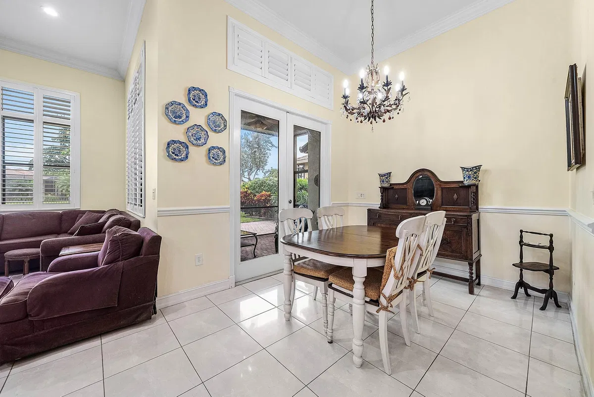 Residence photo 13