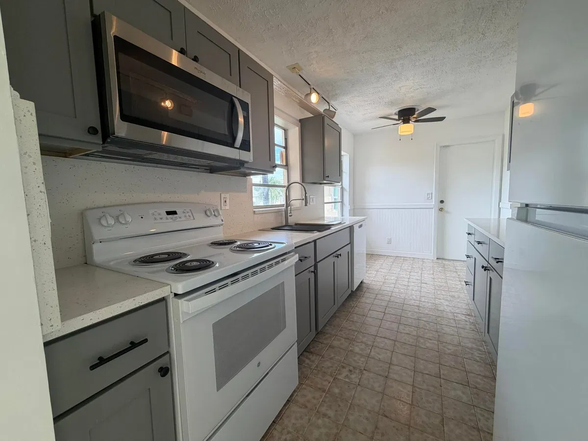 Residence photo 7