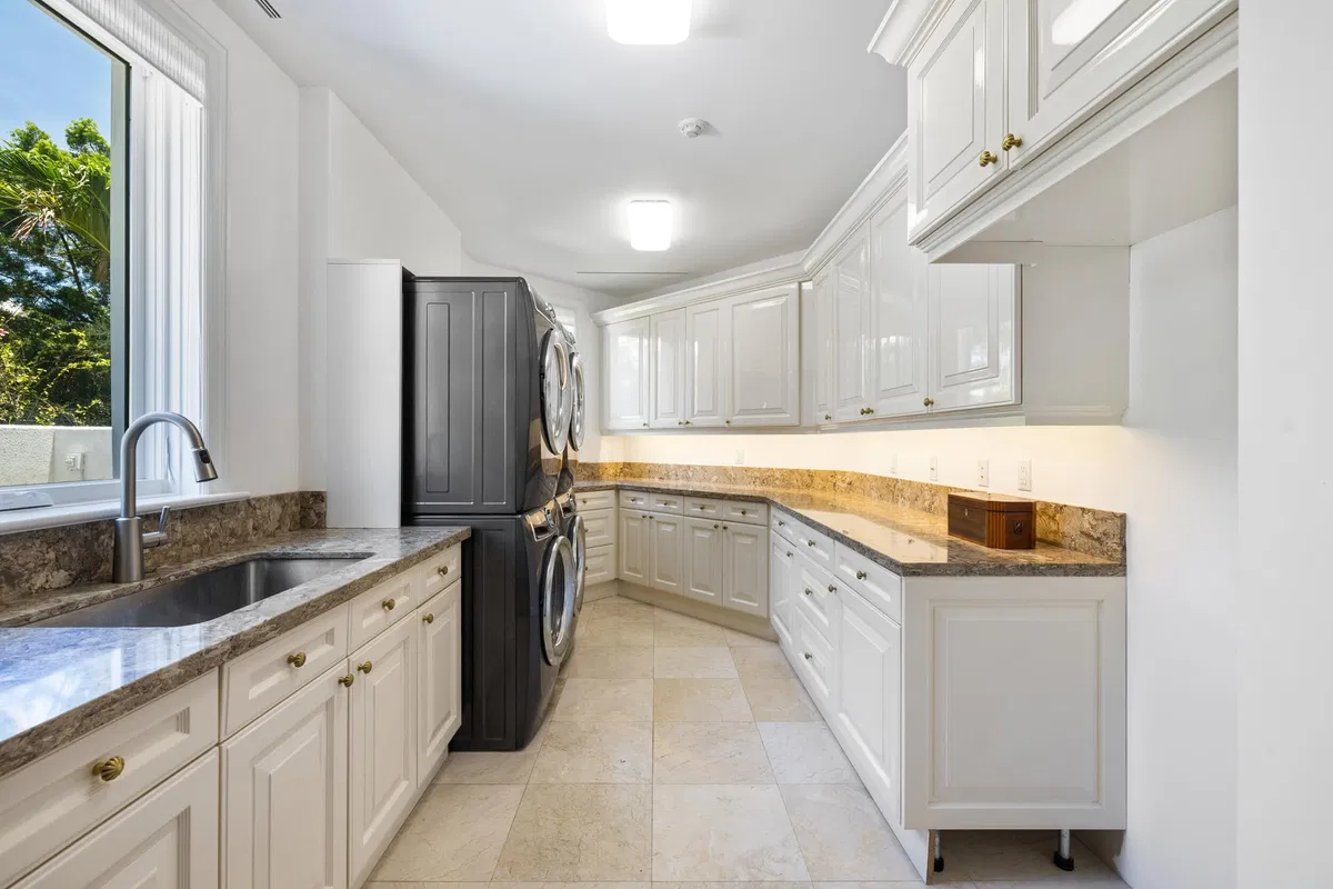 Jupiter Hills Residence photo 43