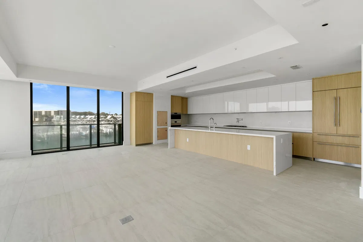 Forte Luxe Unit 8 photo 10