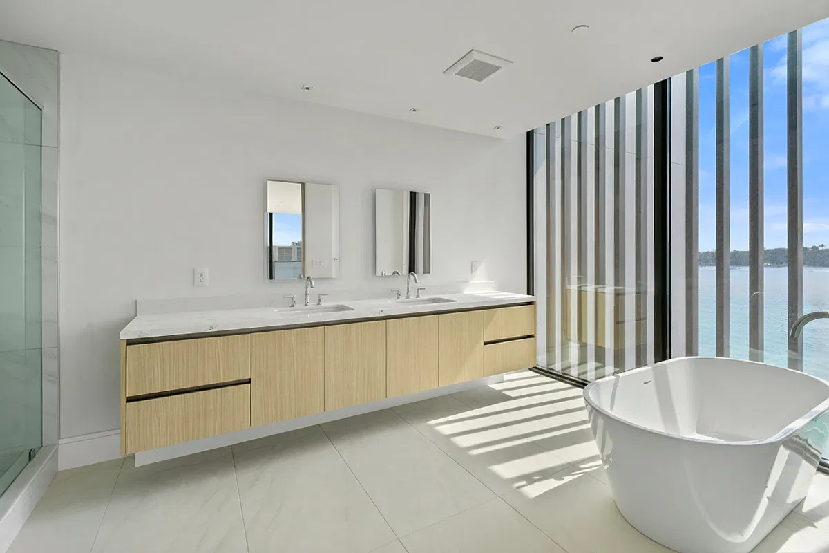 Forte Luxe Unit 8 photo 22