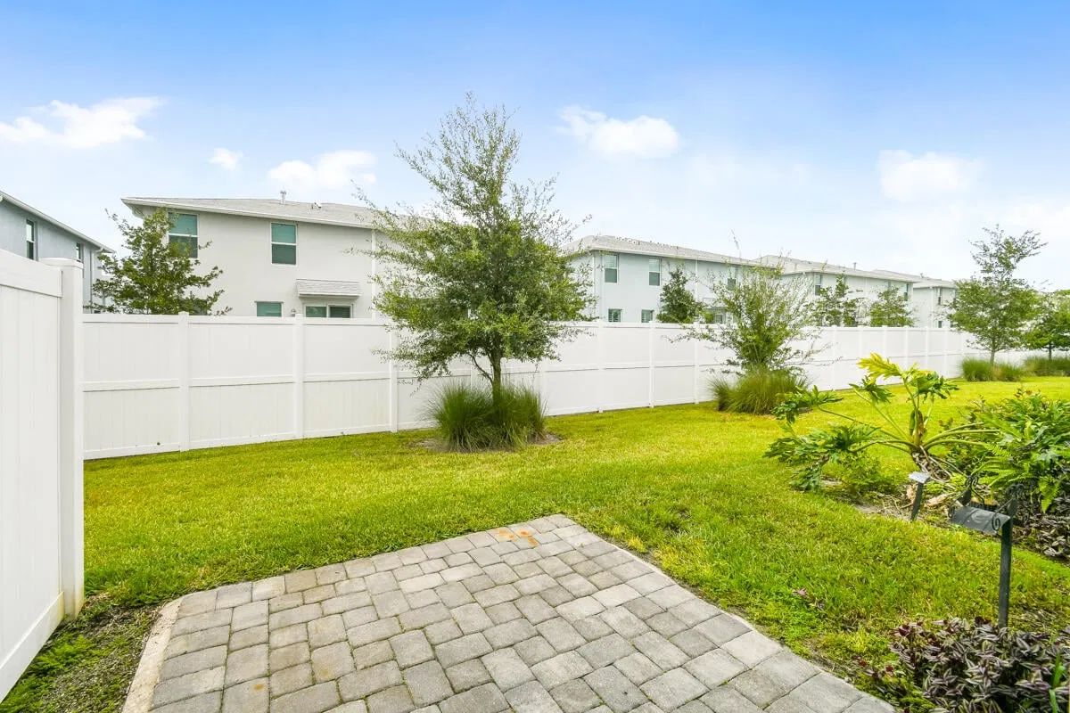 Residence photo 13