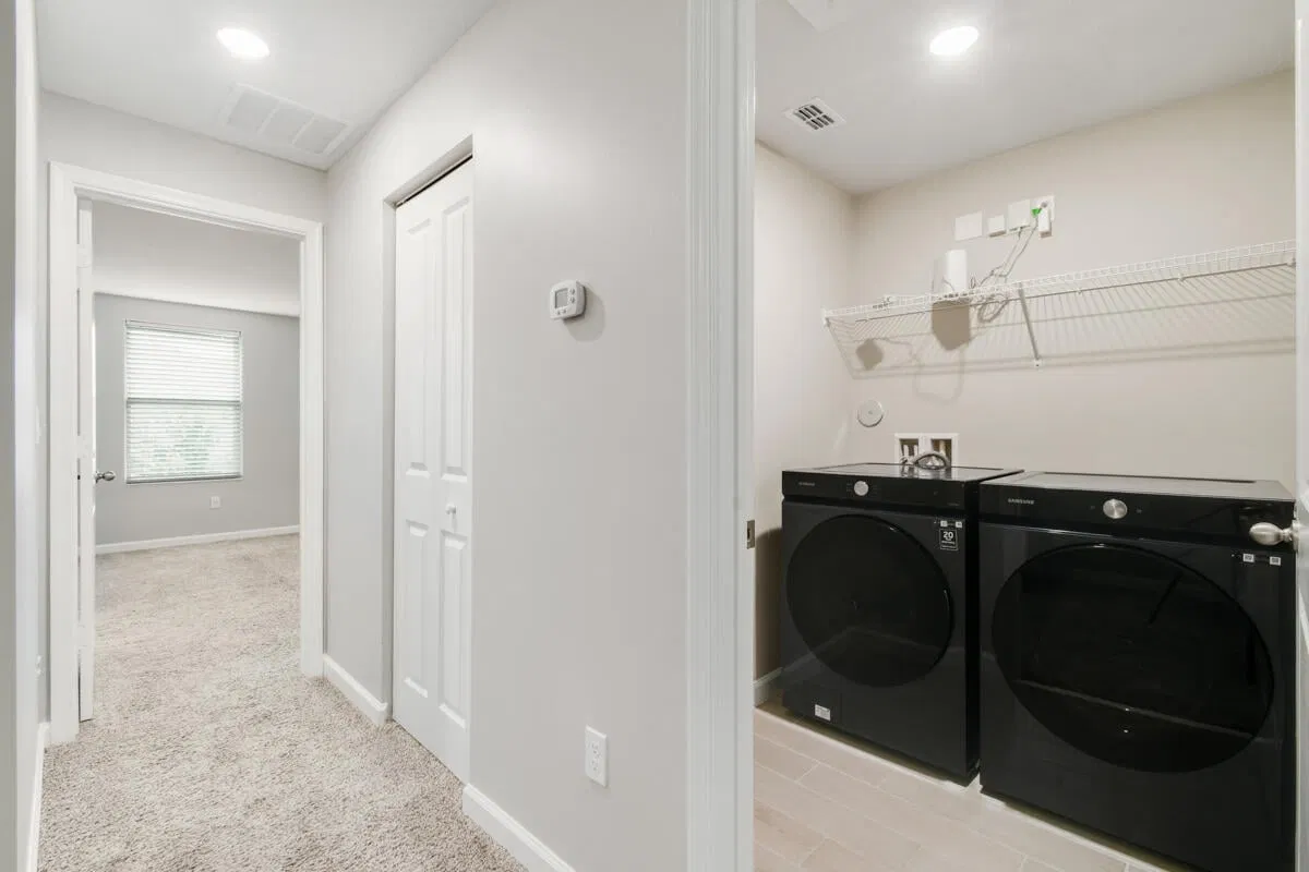 Residence photo 16
