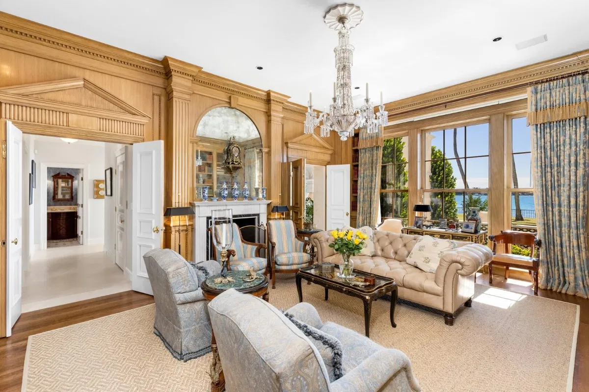 Estate Section Palm Beach Residence photo 19