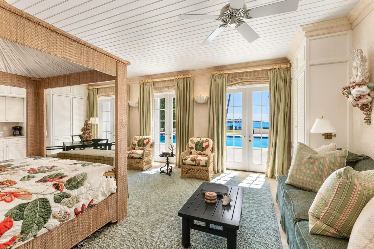 Estate Section Palm Beach Residence photo 52