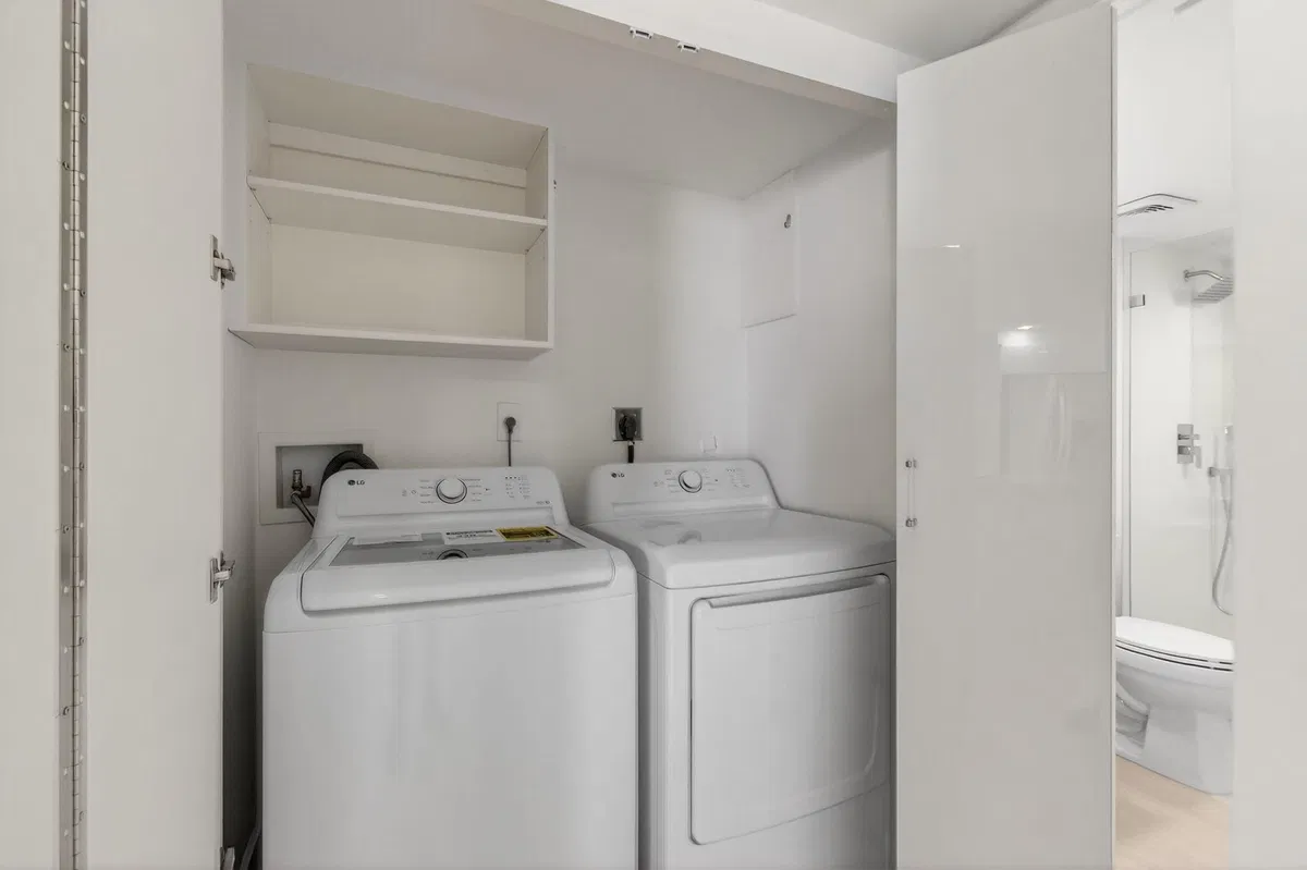 Unit 13605 photo 25