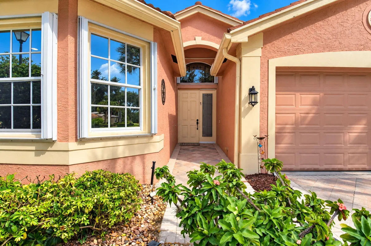 Residence photo 4