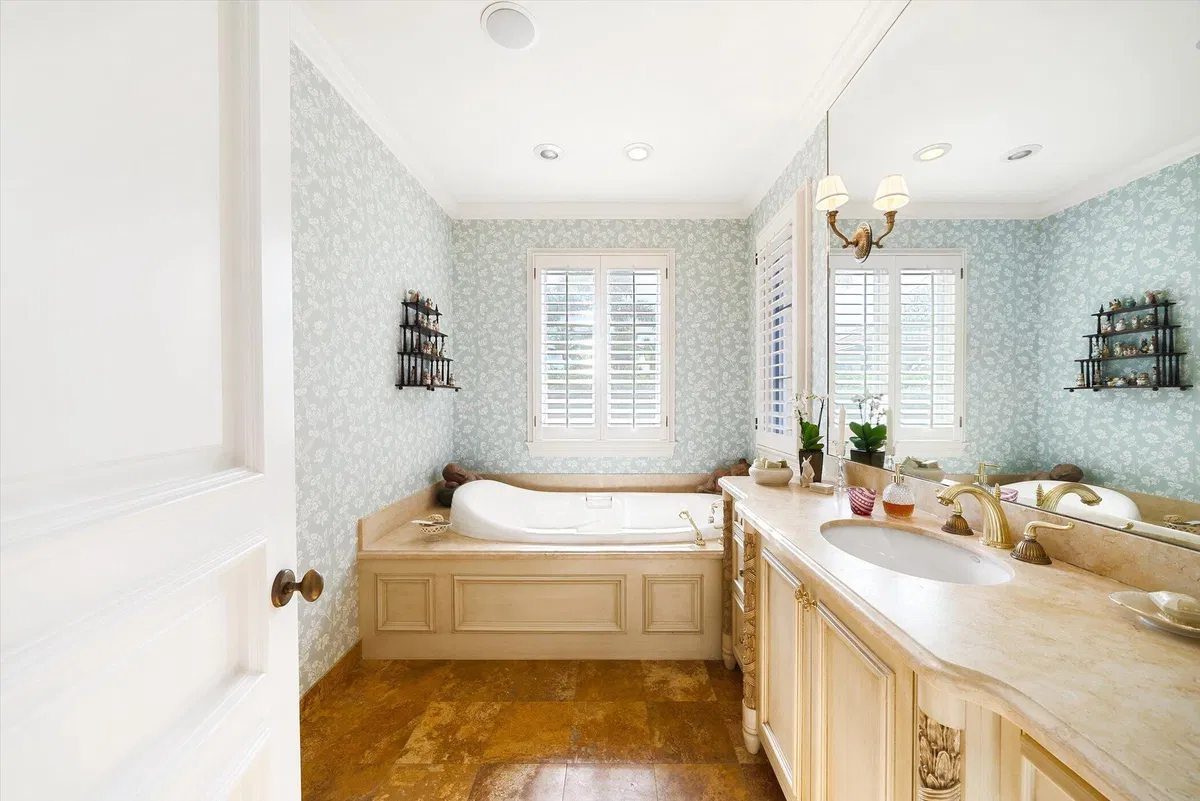 Stotesbury Park Residence photo 37