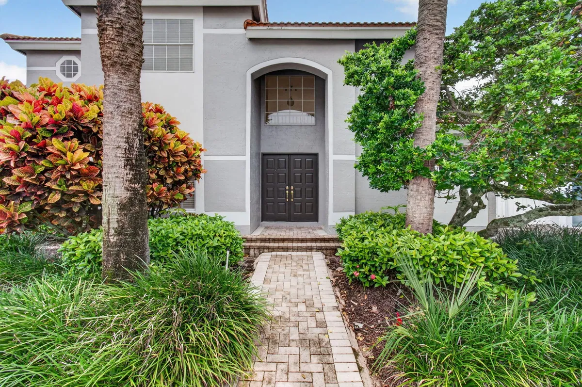 Residence photo 4