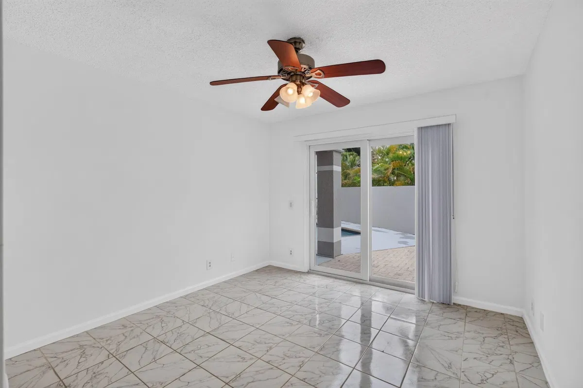 Residence photo 40