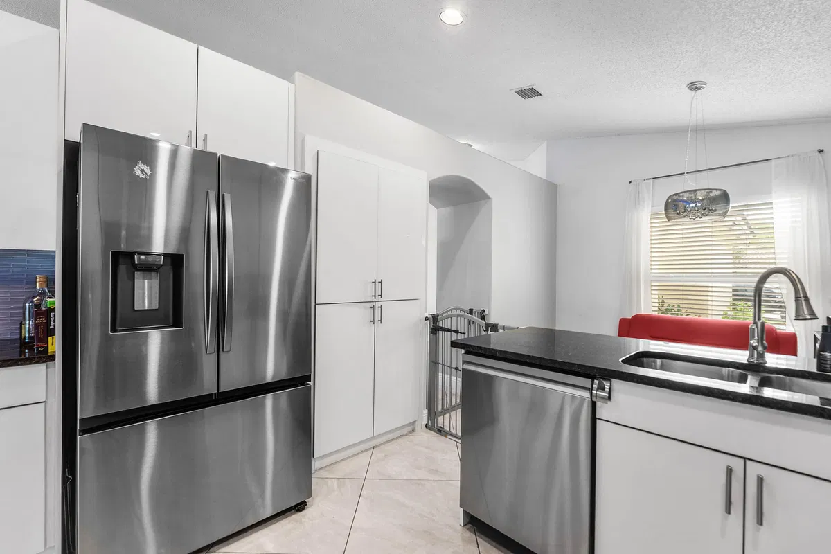 Residence photo 16