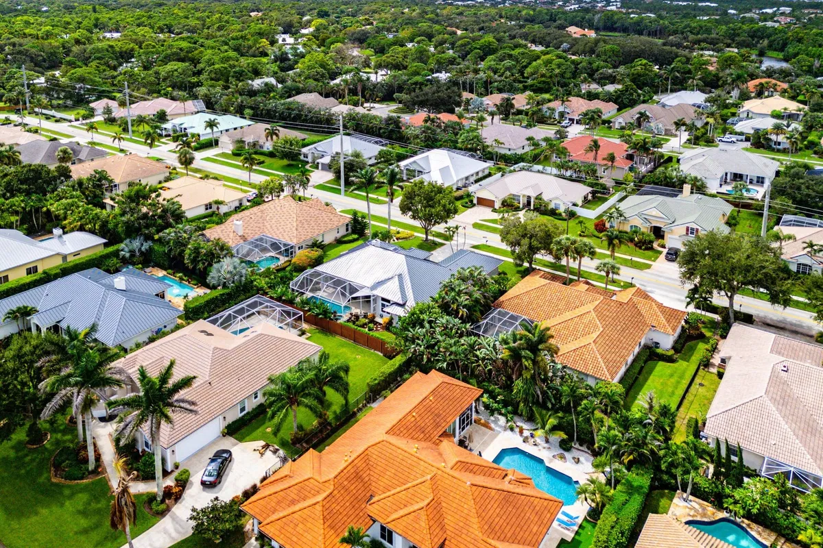 Jupiter River Estates Residence photo 49