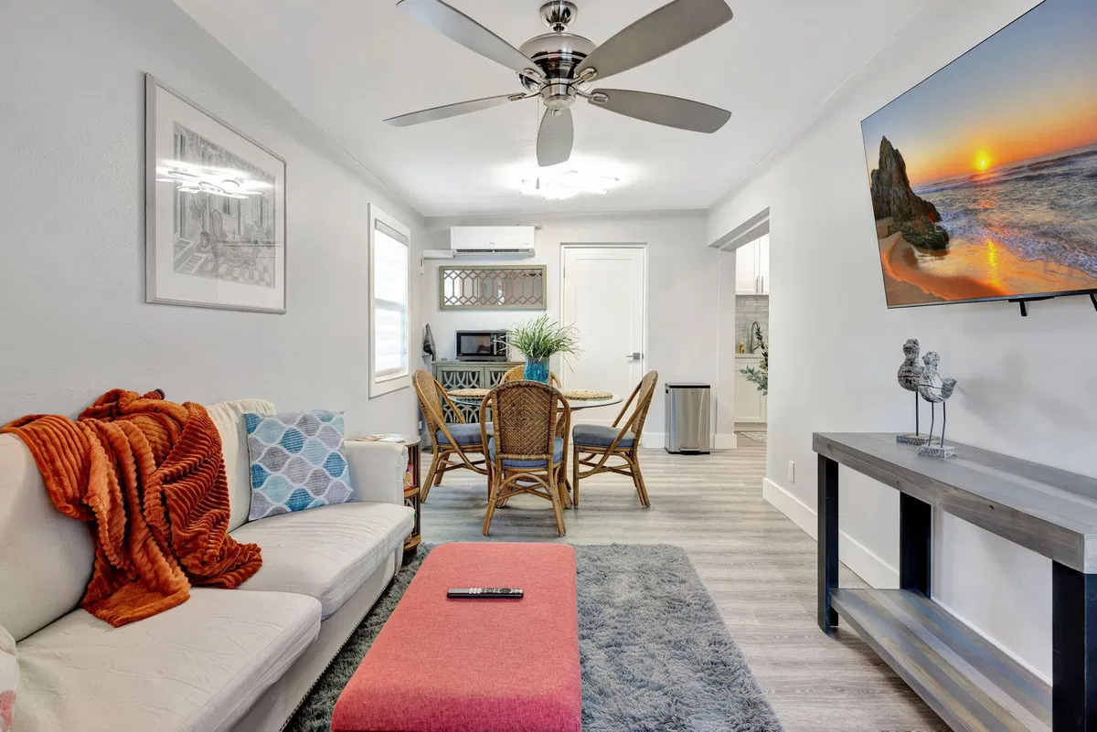 Residence photo 19