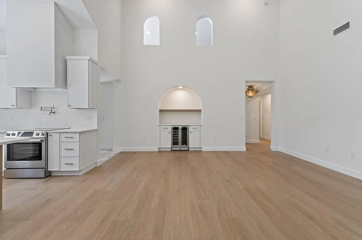 Residence photo 16