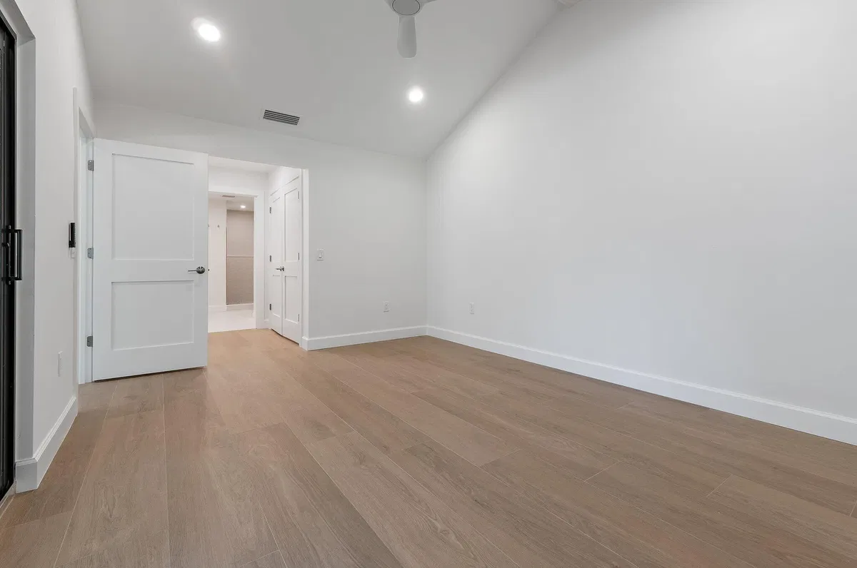 Residence photo 22