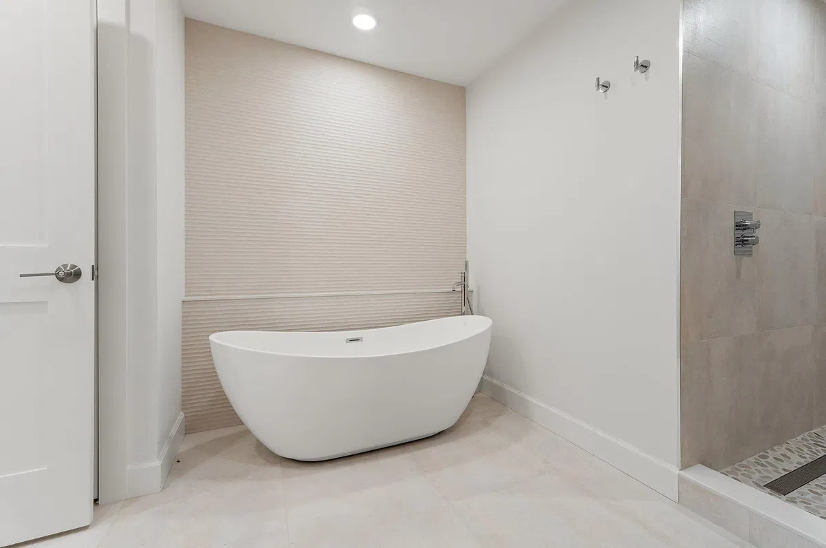 Residence photo 25