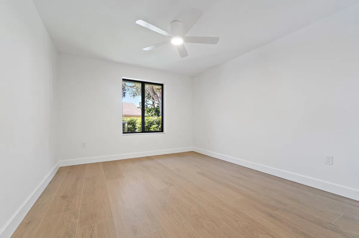 Residence photo 37