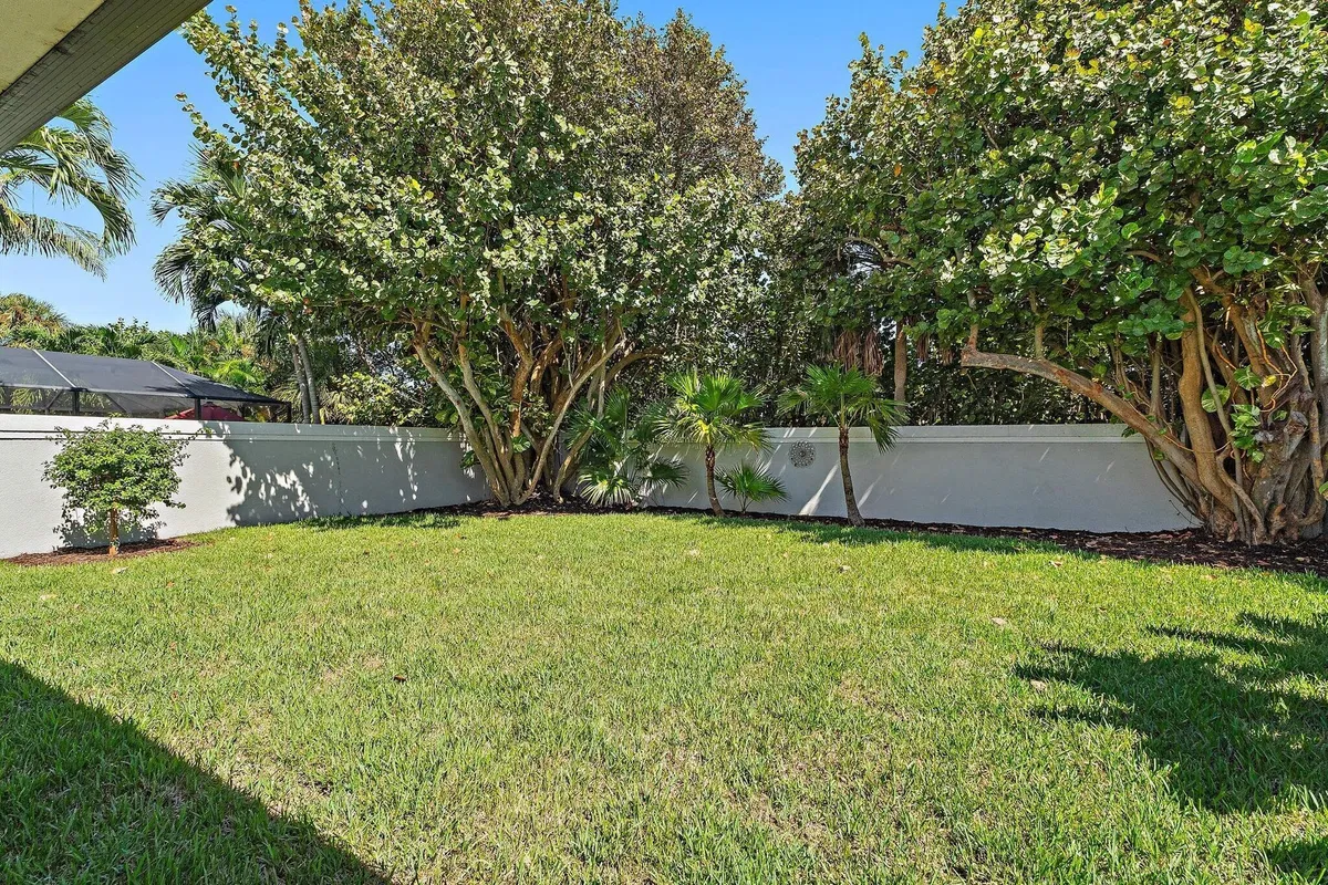 Residence photo 46