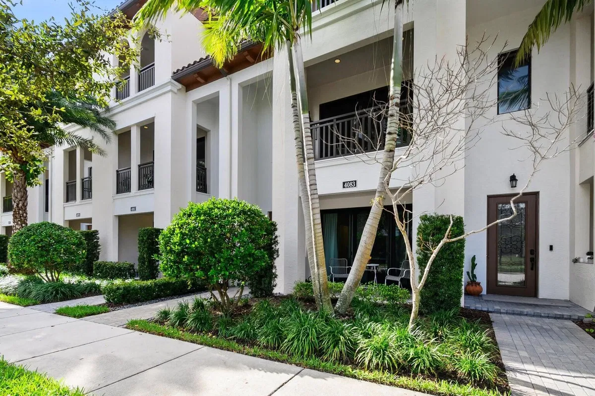 Alton Homes Palm Beach Gardens Residence