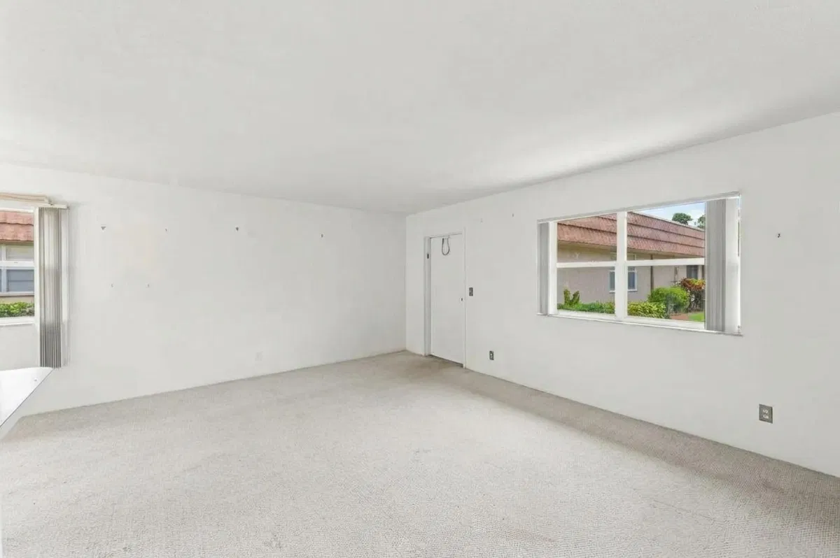 Residence photo 10