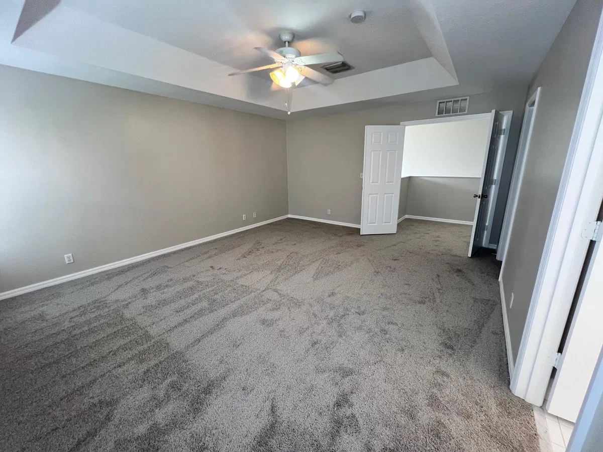 Residence photo 10