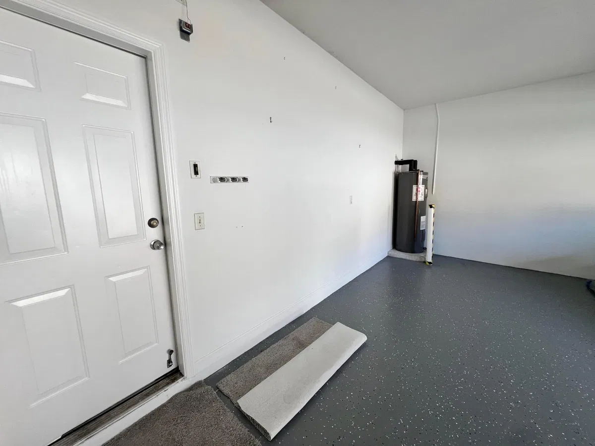Residence photo 19