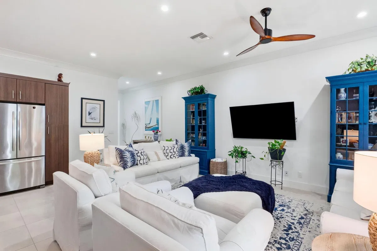 Residence photo 4
